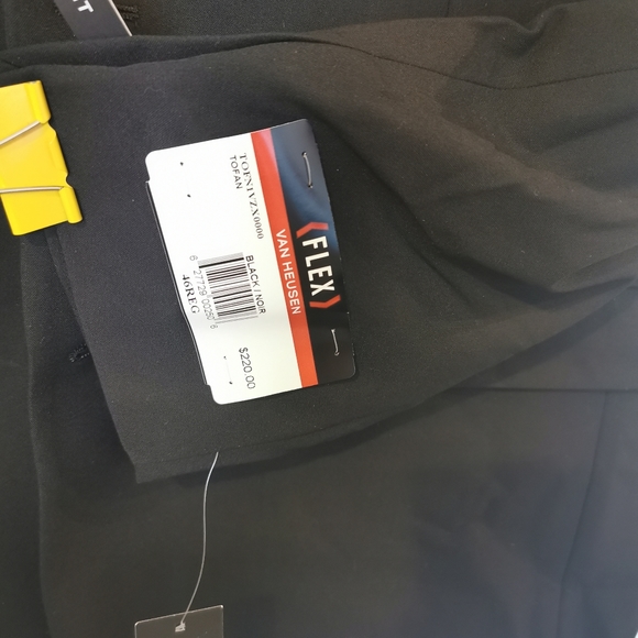 Men Black suit - Picture 4 of 4